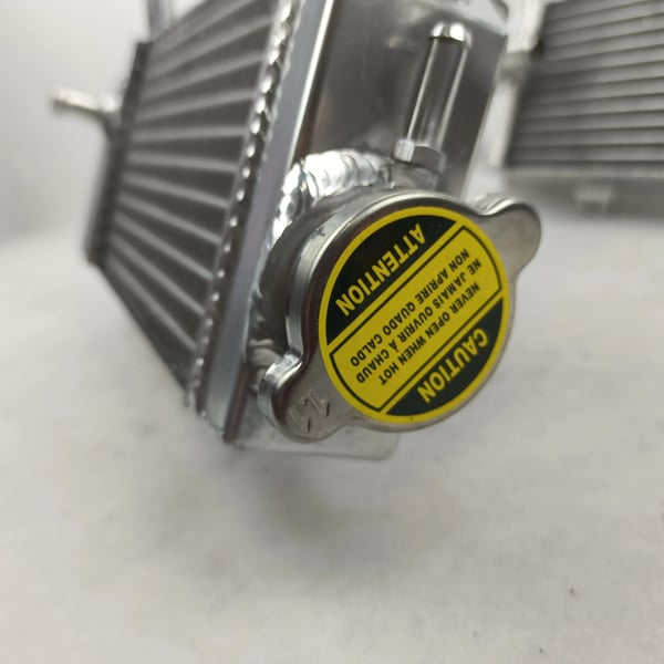 Aluminiumkøler, passer til 2004-2009 Honda CRF250X/CRF250R/CRF250, høj kvalitet aluminium, dimensioner 28,2"x16,6"x4,1", vakuum-loddet