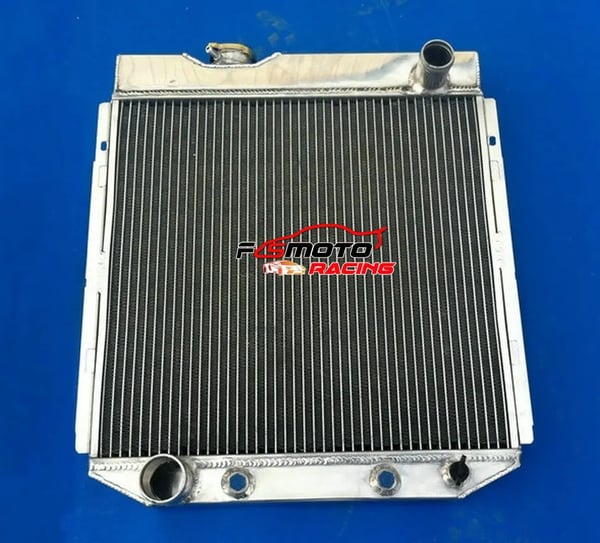 Aluminium Radiator, Kerne Dimensioner 418 mm x 438 mm x 56 mm, Samlede Dimensioner 547 mm x 498 mm x 116 mm, Kompatibilitet FORD Mustang V8 5.0L
