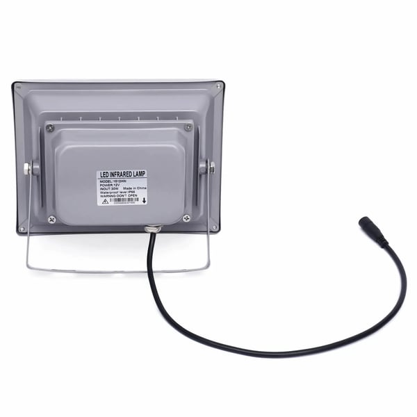 LED IR-Illuminator Lys, 15 LED Konfiguration, DC 12V Effektvurdering, Mindre end 60 Lumen, AC Strømkilde, Pærer Ikke Inkluderet