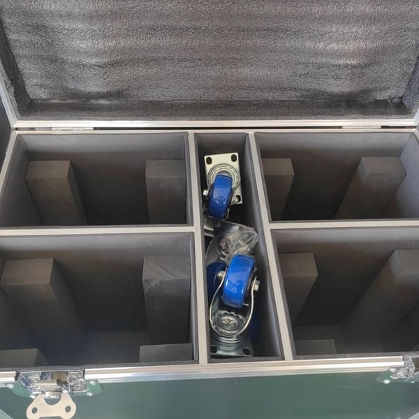 Flight Case, Stødabsorberende Design, Mobilitet med Hjul,EU Stik, Varmt Lys