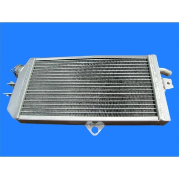 Radiator, Højkvalitets Aluminium, Øget Kølekapacitet 40%, Passer til Suzuki LT250R, Vakuum Svejset Konstruktion, TIG Svejsede Tanker