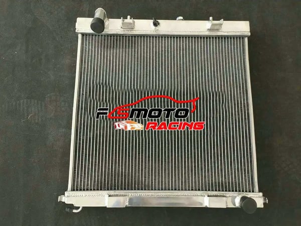 Aluminiumkøler til Land Rover Range Rover, Motor Kompatibilitet 4.0i/4.6i V8, Holdbar Konstruktion
