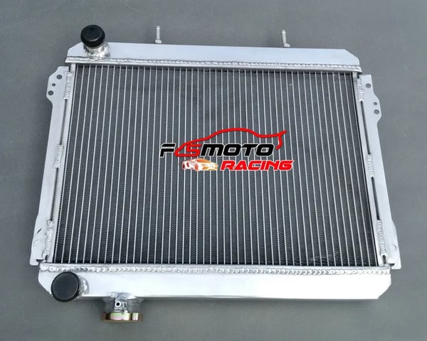Radiator, Aluminium, Kerne Størrelse 324mm x 488mm x 40mm, Samlet Størrelse 416mm x 567mm x 60mm, Indgang/Udgang 32mm / 32mm, 2 RÆKKE