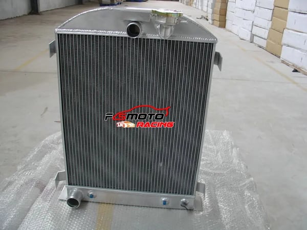 Radiator, Aluminium, Kerne Størrelse: 438mm x 508,5mm x 62mm, Samlet Størrelse: 648mm x 502mm x 151,5mm, Indløbsdiameter: Φ1-1/2"