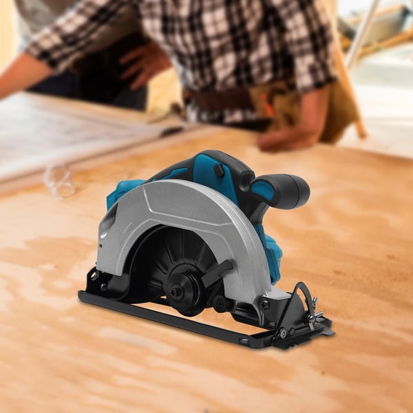Dykkskæresav, 750W effekt, 20000 RPM rotationshastighed, skærevinkel 0-45°, skærebredde 0-90 mm, dimensioner 30,5*16*17 cm