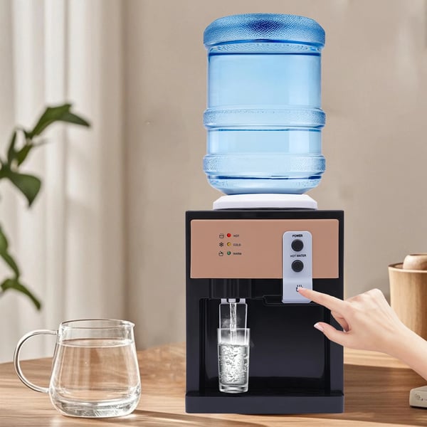 Vanddispenser, 500 W effekt, opvarmningstemperatur 95 °C, kølingstemperatur 8 °C, kompakt design, betjening med trykknap