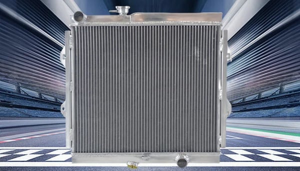 Radiator, Aluminium, Kerne Dimensioner 450mm x 528mm x 40mm, Samlede Dimensioner 575mm x 625mm x 94mm, Indløbsdiameter 38mm, Udløbsdiameter 38mm