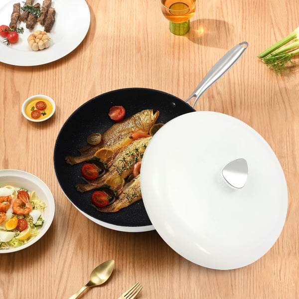 Stegepande, 12,6 tommer Diameter, Non-stick Belægning, Egnet til 2-8 Personer, Varmebestandig op til 380°C, Nem at Rengøre