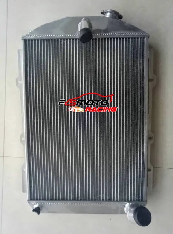 Aluminiumkøler, kerne størrelse 22,5" x 17" x 2,2", indgang 1,5", udgang 1,8", kompatibilitet med manuel transmission, forbedret kølekapacitet 30%