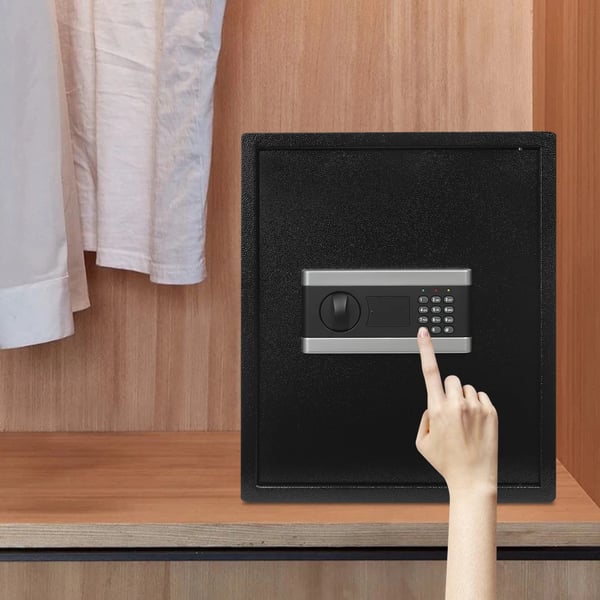 Sikkerhedsskab, 38 x 31 x 45 cm dimensioner, Robust konstruktion i stål, Triple tyverisikring, Digitalt tastatur med nøgleadgang til nødsituationer