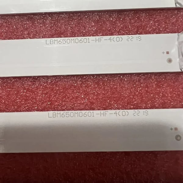 LED Baggrundsbelysningsbar, 675 mm Længde, Dæmpbar, Aluminium Materiale, Kompatibilitet med Flere Modeller, 60 Lumen Flux