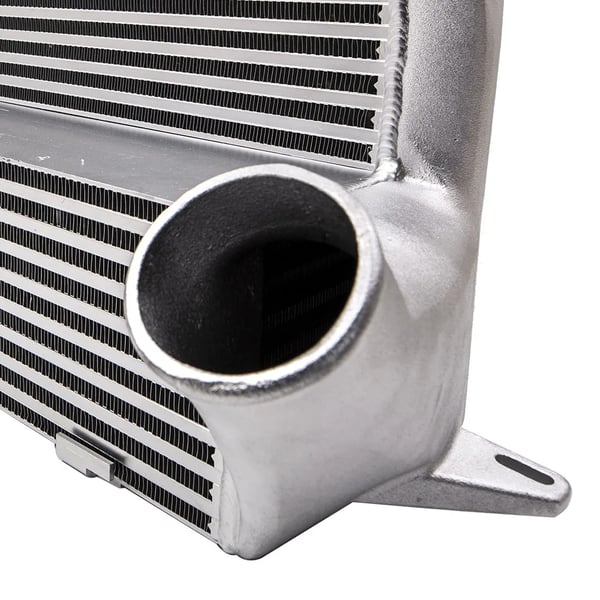 Intercooler-ilmaotto, alumiinimateriaali, 103 mm pituus, 33 mm leveys, 33 mm korkeus, turboahdetuille moottoreille