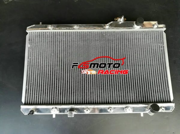 Radiator, Alt Aluminium, Kerne Størrelse 13 3/4" × 26 1/4", Samlet Størrelse 19" × 27", Til Kompakt SUV 2.0L L4 1997-2001, Kølekapacitet Øget 30%