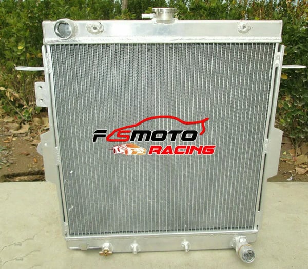 Radiator, Aluminium, Kerne Størrelse 518mm x 500mm x 50mm, Samlet Størrelse 595mm x 605mm x 65mm, Indløbs/Udløbs Diameter 38mm