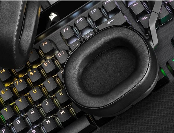 CORSAIR HS55 Surround Carbon Gaming Headset med ledning