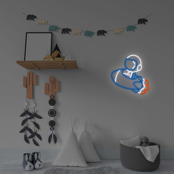 Neon LED MANTA Astronautti raketin kanssa SNL90MT monivärinen