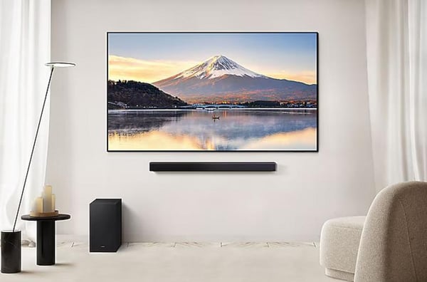 Samsung HW-B450F/EN – 2.1 Soundbar med trådløs subwoofer (sort)