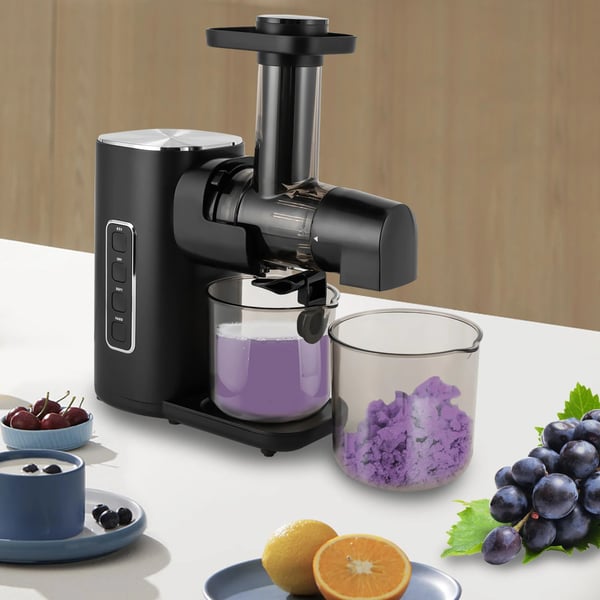 Slow Juicer Kylmäpuristin - Sähköinen mehupuristin - Suuri kapasiteetti - Säädettävä nopeus - Liukuestojalat - Helppo puhdistaa - Musta