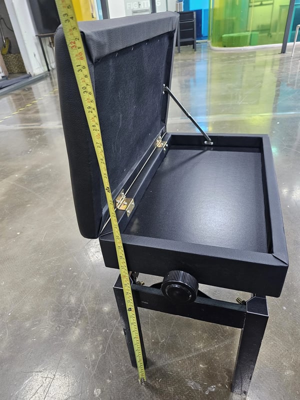 Pianopenkki - Korkeussäädettävä penkki säilytystilalla - Yksipaikkainen - Aito nahkapehmuste - Korkeus 49–59 cm - Koko 57×33 cm - Valkoinen