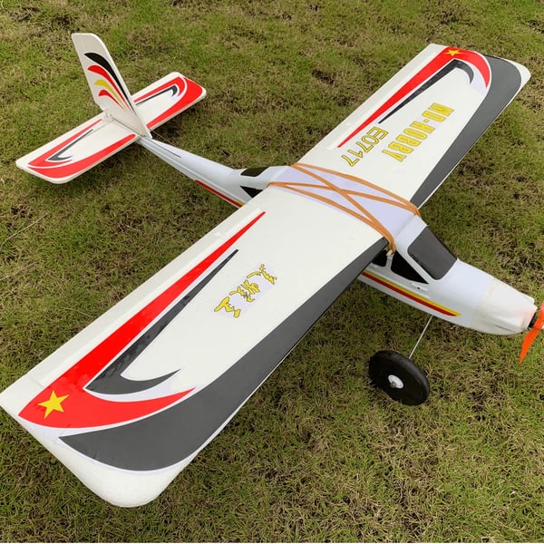 RC fly - Fastvinge træner - 1030 mm vingefang - STOL kort start - PNP uden batteri - 2-kanals MODE2 - EPS-skum - Begyndervenlig - Sort