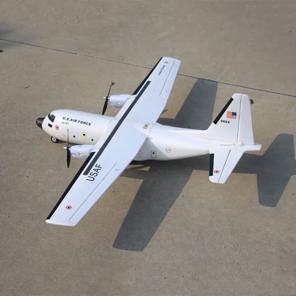 C-160 Transport RC flyvemodel - KIT - 112 cm vingefang - Dobbeltmotor - 4 kanaler - Skumkrop - Uden sender & batteri - Hvid