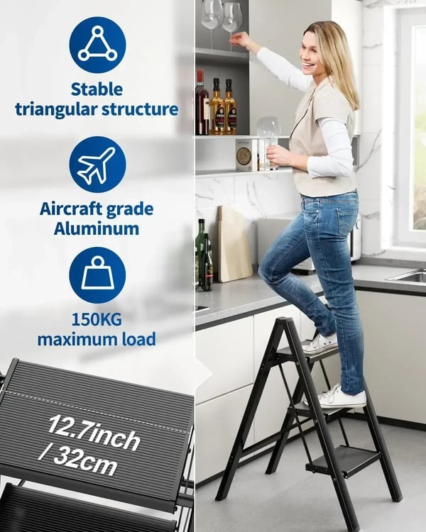 Aluminium stige - Sammenklappelig trappestige - 3 trin - Brede skridsikre trin - Let og bærbar - Max 150 kg - Sort