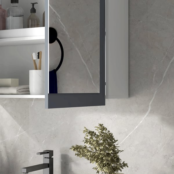 Badrumsskåp med spegel - Spegelskåp - Modern stil - Längd 91–120 cm - MDF & glas - Självmontering