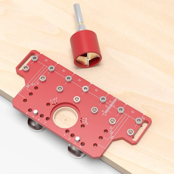 Borejig til hyldepinde og hængsler - 2‑i‑1 - Integreret klemme - Fuldmetal - 7 bor - Med kuffert - 223×98×25,4 mm