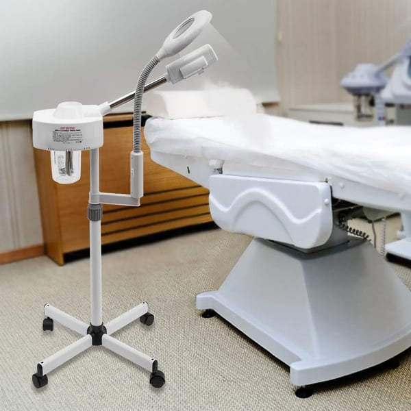 2‑i‑1 Ansigtsdamper & Forstørrelseslampe - Ozon ansigtsdamper + LED - 800 W - 5x - 680 ml - 30 min - EU 220–240 V - Hvid