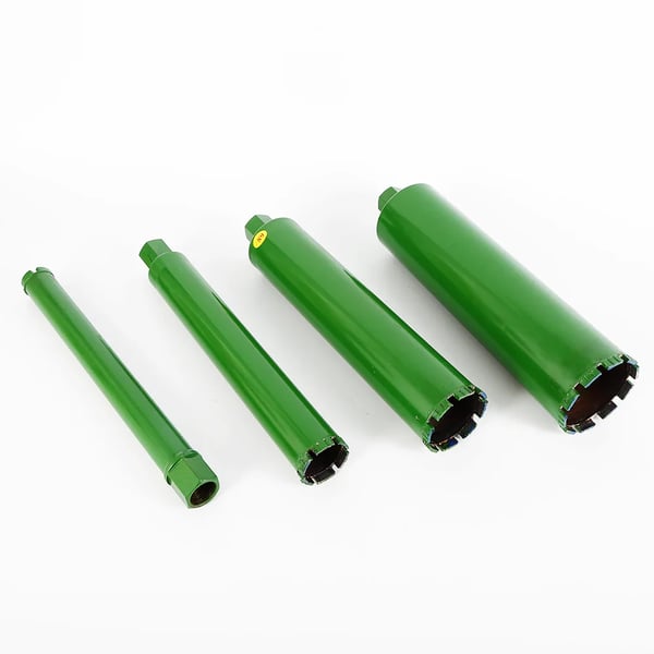 Kerneborsæt til metal - 4x Borekrone M22 - 56/76/102/120 mm - 45# stål - Turbo tænder - Længde 37/35 cm, boredybde 33/31 cm - Grøn