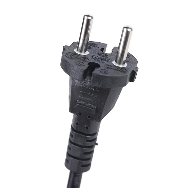 Kannettava monimateriaalileikkuri - Pyörösaha - Terä Ø110 mm, 20 mm reikä - Leikkaussyvyys 0–34 mm - 1580 W 220 V - Sis. 1 puu- ja 1 kiviterä