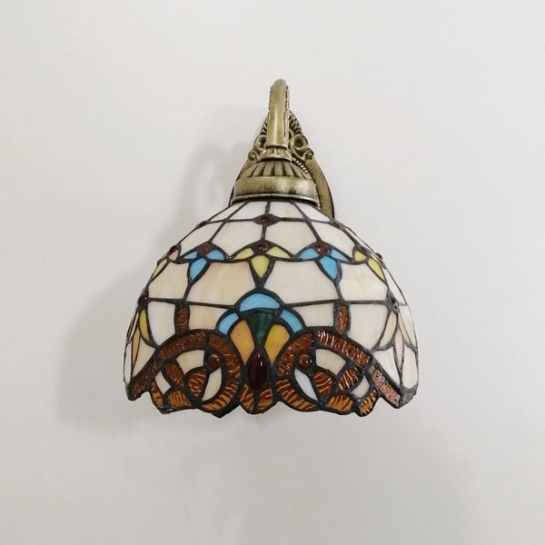 Tiffany-inspireret kuppelformet glaslampe - Væglampe - Farvet glas - Vægmonteret - Højde 25 cm - LED 6–10 W - Pære medfølger ikke - Beige