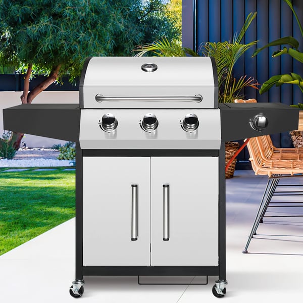 BBQ Kaasugrilli - 3+1 Poltinta - 24 000 BTU - Maakaasu - Ruostumaton Teräs, Posliiniemali - Kärrymalli Sivupolttimella ja Sivutasolla - Hopea