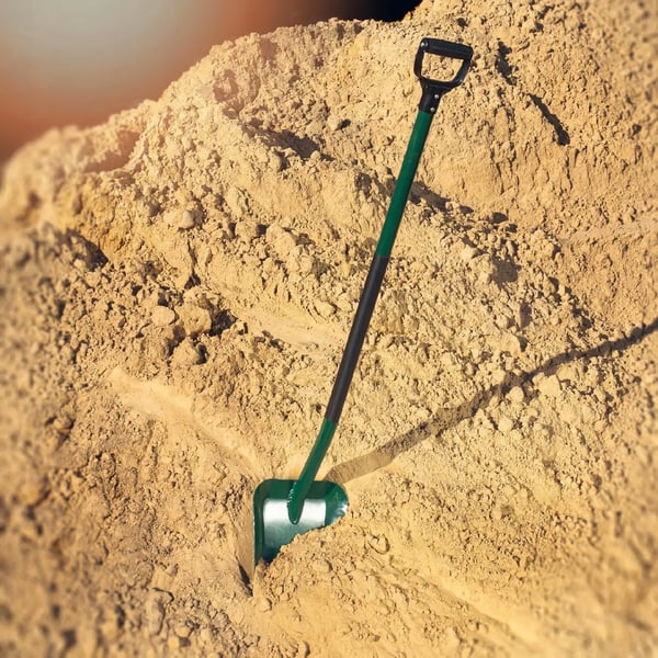 Sandskovl - Metalskovl - Længde 123 cm - Robust - Til Sandkasse - Langt Skaft