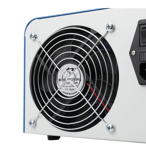 Akkukapasiteettitesteri - EBC-A40L - Elektroninen Kuormitus - 40 A 200 W - 220 V - Lataus/Purkaus - Litium ja Lyijyhappo - Vihreä