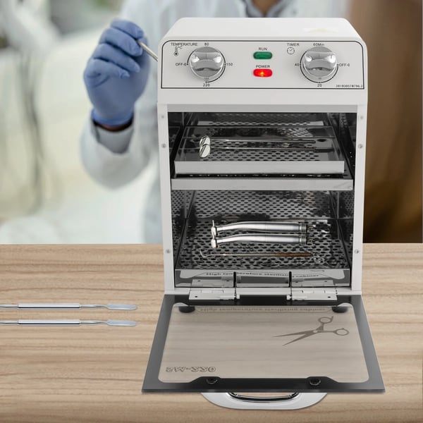 Korkean lämpötilan sterilointikaappi, 2-tasoinen 8 L, 600 W verkkovirtakäyttöinen, 0–220 °C, suorakulmainen, valkoinen