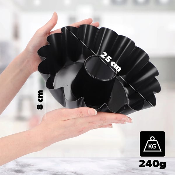 Bakform - Kransform med mitt-rör - Sockerkaksform 25 cm - Metall - Silver