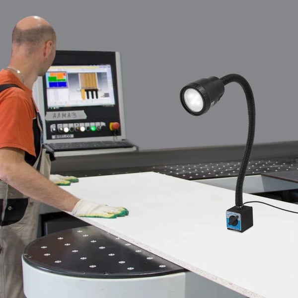 LED Arbejdslampe - Magnetfod Drejebænk-/CNC-lampe - 5 W, 220 V AC, Fleksibel svanehals 50 cm, 360° Rotation, 60–249 lm - Sort