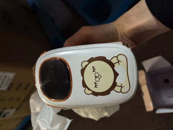 Babyflaskevarmer - Trådløs varmetaske - 5000 mAh Batteri, 6 Niveauer, USB‑C, Rejse/Portabel, Universal Pasform, Løvemotiv - Hvid