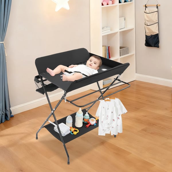 Baby Puslebord - Bærbar Skiftestation - Sikkerhedssele - Sammenklappeligt - 15 kg Kapacitet - Stor Opbevaringsplads - 0–12 mdr - Sort