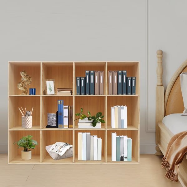 Kuutiöhylly - Kirjahylly/Esittelyhylly - 12 Lokeroa - 3 Tasoa - 120×30×90 cm - Massiivipuu + Muovi - Kantavuus 100 kg - Kokoaminen Vaaditaan