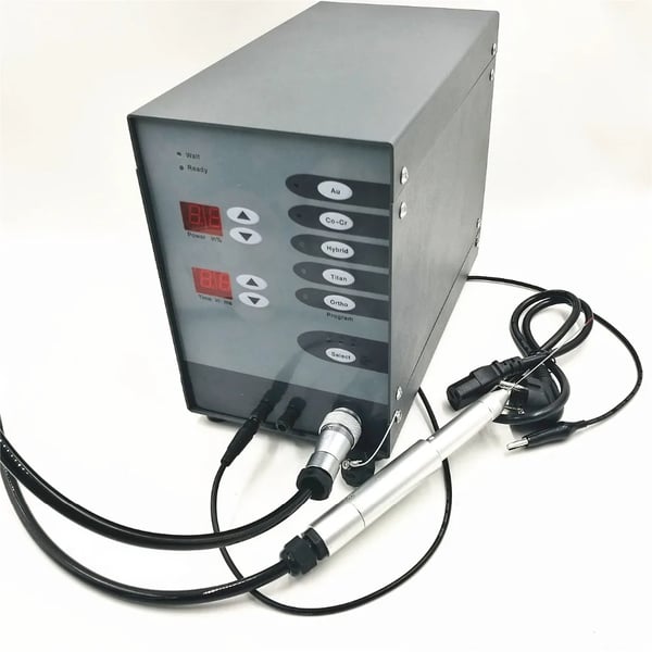 Punktsvejsemaskine til smykker - Puls argonbue - EU-stik - 220V AC - 5–600 A - 3–30 ms Puls - Argon 5 L/min - IP21 - Rust rød