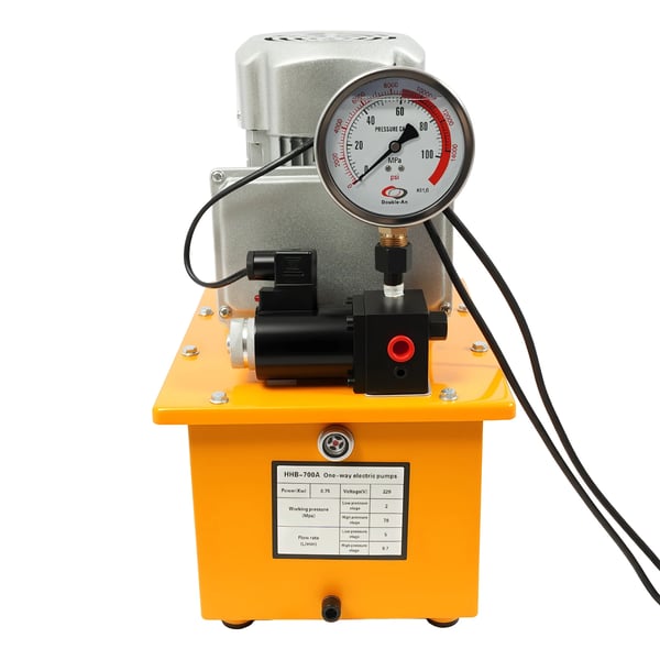 Elektrisk hydraulikpumpe - Enkelvirkende håndventil - Effekt 750 W - Tryk 2–70 MPa - Hastighed 1400 o/min - Flow 0,9–5 L/min - Tank 7 L - EU-stik
