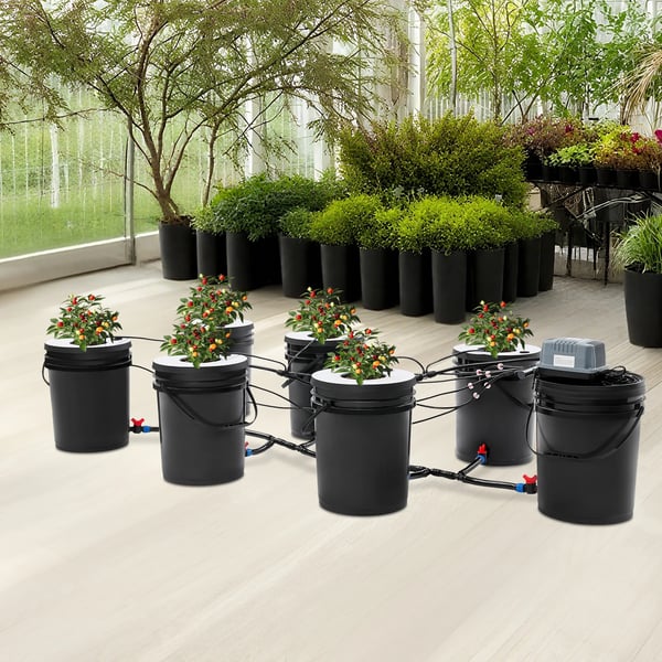 Hydroponisk dyrkningssystem - DWC-sæt - Med pumpe - 7 spande - 16,7 L - EU-stik - PP-plast - Sort