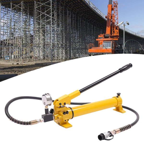 Hydraulinen käsipumppu - Manuaalipumppu - 700 bar - Painemittarilla - ZG3/8 kierre - 1,9 m letku - 700 cc öljysäiliö - Kaksivaihe 13/2,3 cc
