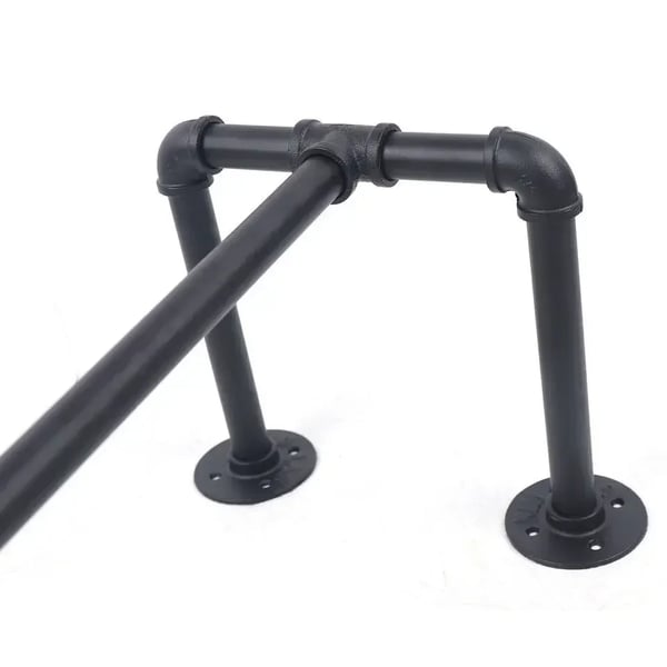 Tøjstativ - Væghængt tøjstang i stål - Industrielt design - Bæreevne 30 kg - Dybde 24 cm - Stanglængde 35 cm - Sort