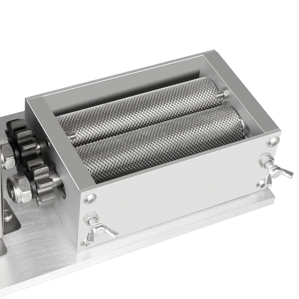 Elektrisk Kornkværn - Maltkværn/Kornknuser - 60 W - 75 o/min - 220 V - Justerbar Formaling - 4 Tragtdele - Sølv