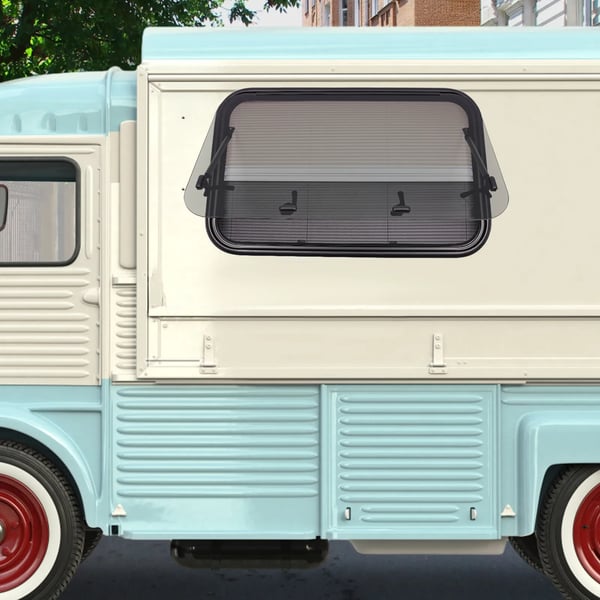 Autocamper/Caravan Vindue - Udskydeligt 90×55 cm - 4 mm hærdet glas - Insektnet - Låsbart greb - Åbner 65° - Til væg 30 mm - Sort