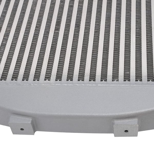 Frontmonteret intercooler - FMIC - Til Fabia VRS Mk1, Ibiza - Mål 78,7×40×7 cm - Aluminiumlegering - Arbejdstryk 60 psi - Sølv