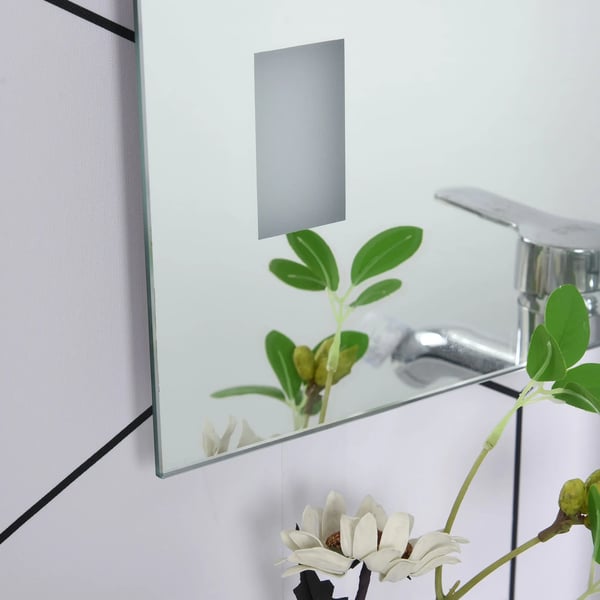 Badrumsspegel - Rektangulär spegel - Med belysning - Ramfri - Aluminium - Modern stil - Krom